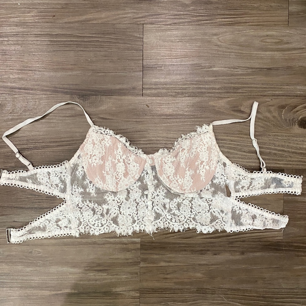 White Fox Lace Crop Top